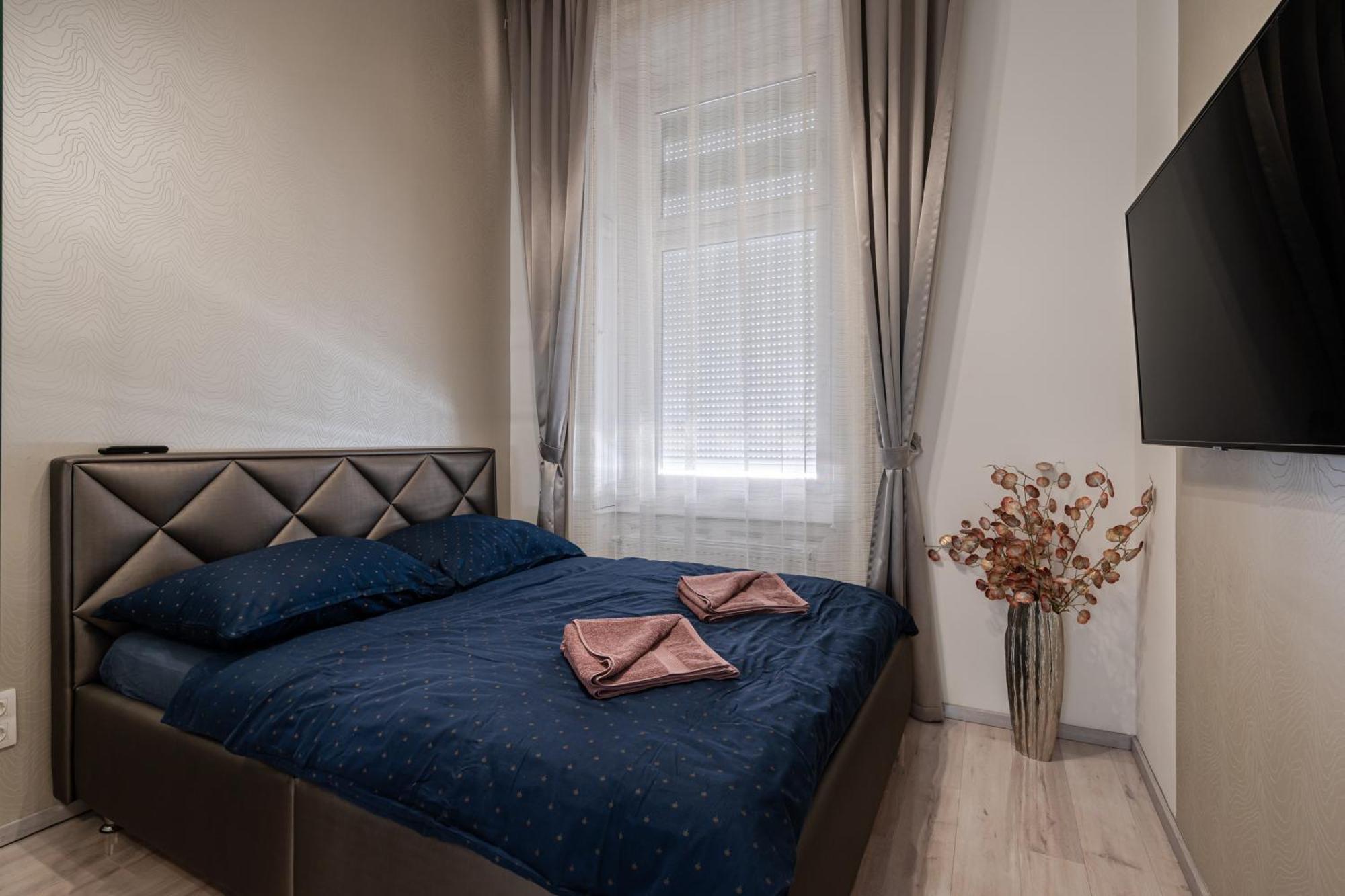 Kiraly 35 Luxury Apartment With Free Parking บูดาเปสต์ ภายนอก รูปภาพ