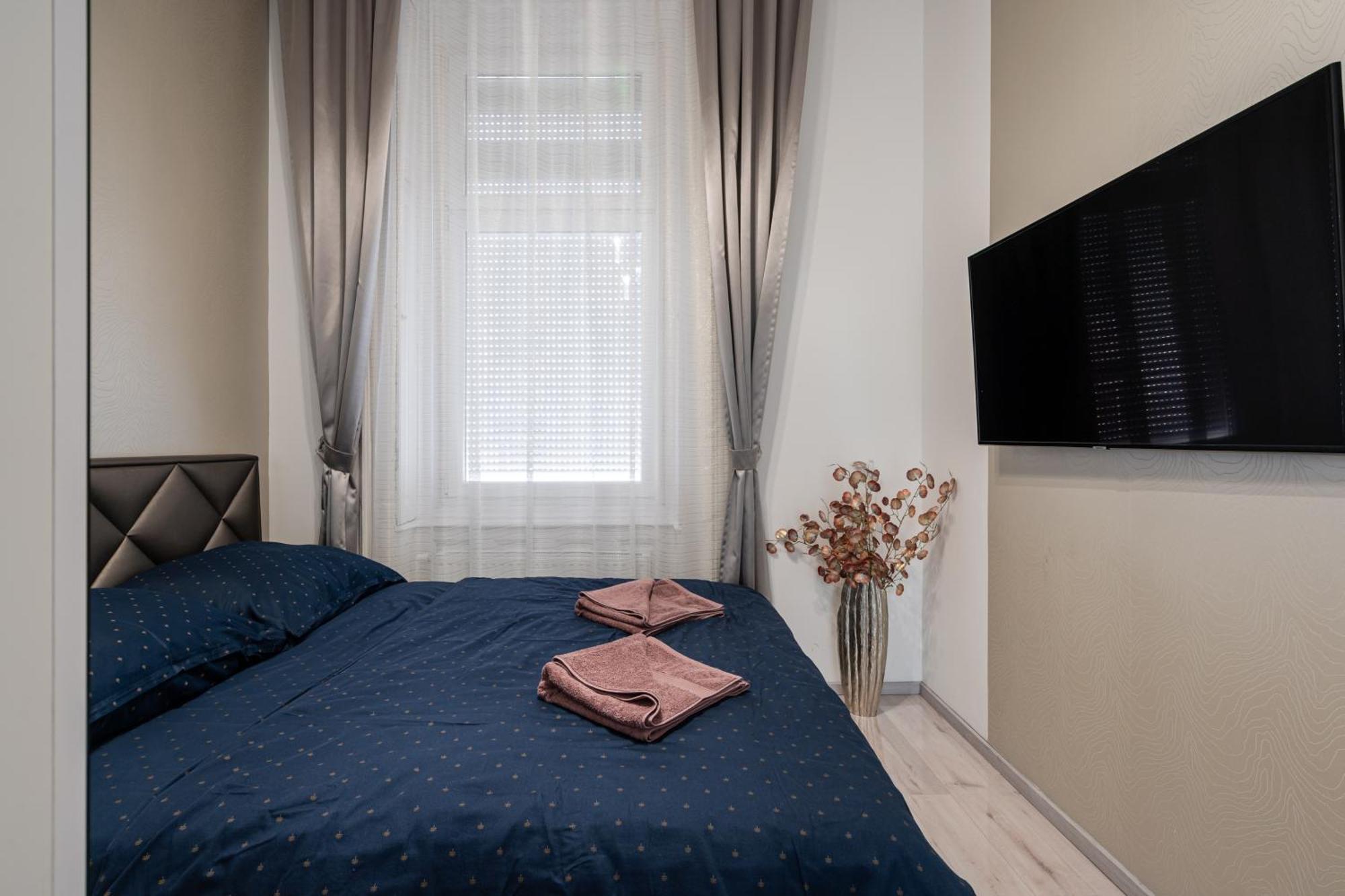 Kiraly 35 Luxury Apartment With Free Parking บูดาเปสต์ ภายนอก รูปภาพ