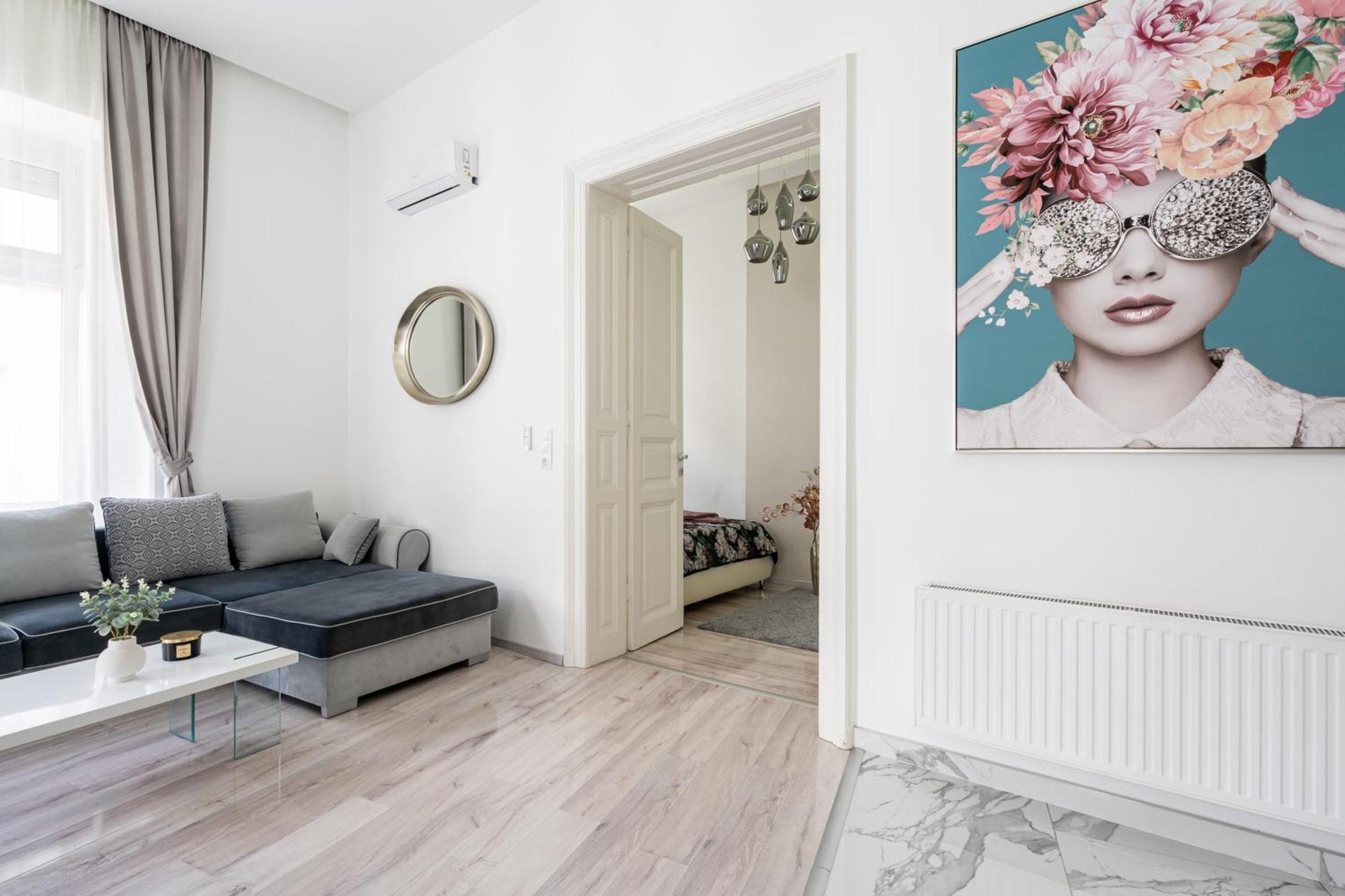 Kiraly 35 Luxury Apartment With Free Parking บูดาเปสต์ ภายนอก รูปภาพ